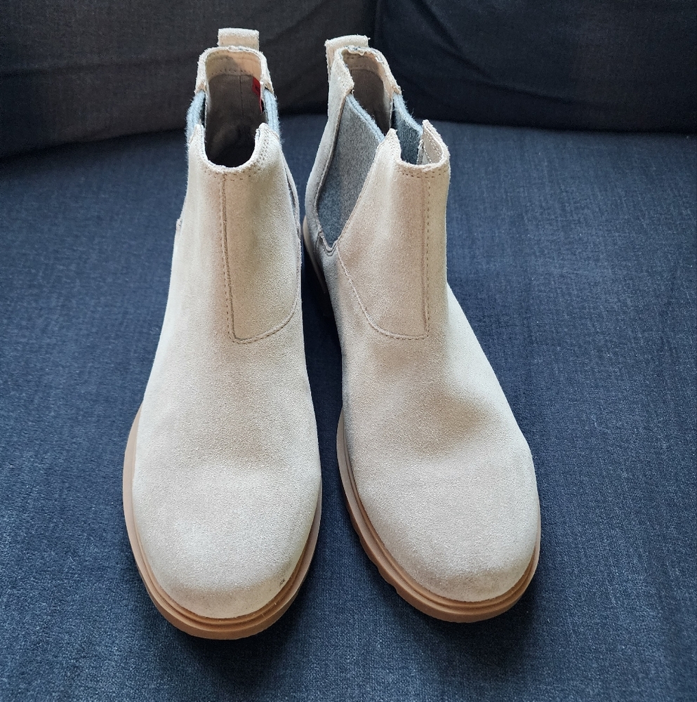 Sorel Taupe Suede Ankle Boots